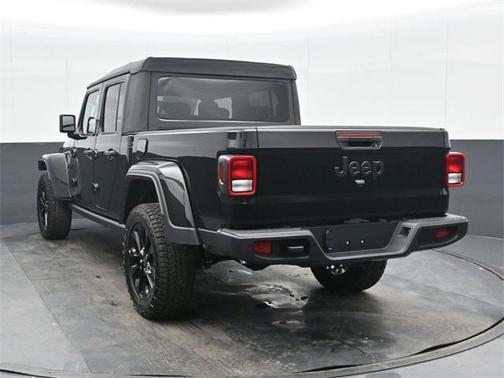 2025 Jeep Gladiator Nighthawk