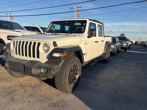 2020 Jeep Gladiator Sport