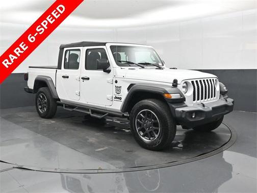 2020 Jeep Gladiator Sport