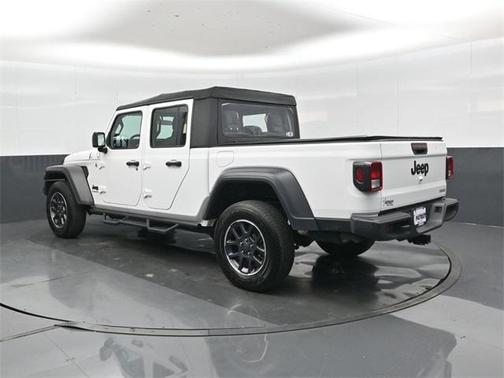 2020 Jeep Gladiator Sport