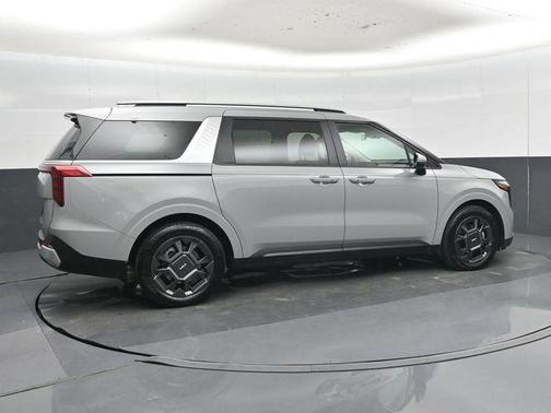 Ceramic Silver 2025 Kia Carnival Hybrid EX