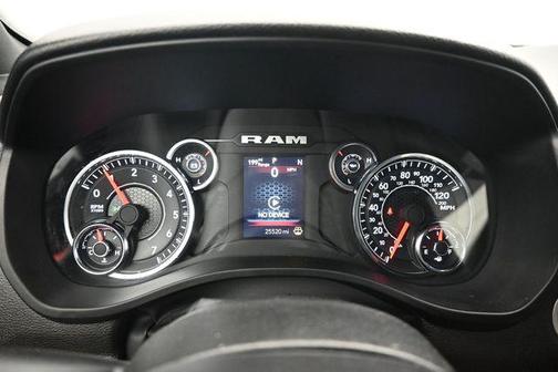 Diamond Black Crystal Pearlcoat 2025 RAM 1500 Tradesman