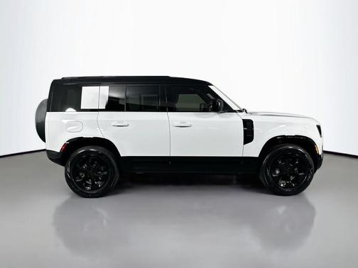 2026 Land Rover Defender P400 X-Dynamic SE