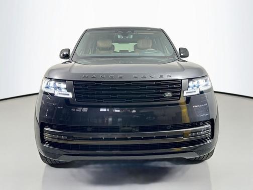 2026 Land Rover Range Rover P530 Autobiography