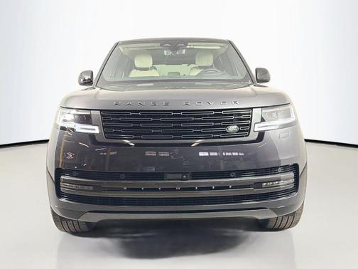 2026 Land Rover Range Rover P400 SE 7 Seat