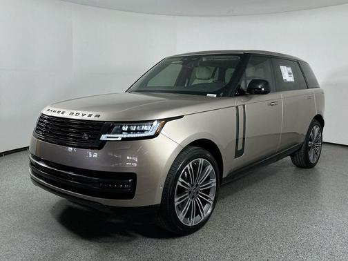 2025 Land Rover Range Rover P400 SE 7 Seat