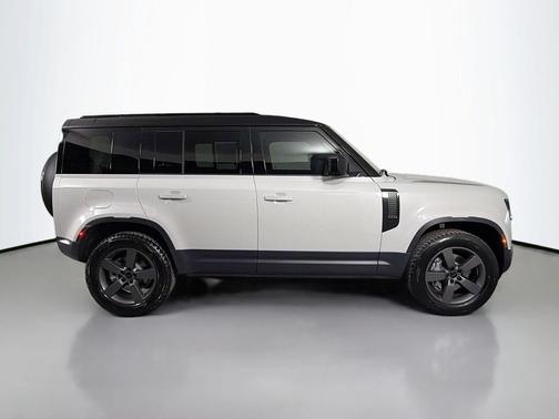 Borasco Grey Metallic 2026 Land Rover Defender P300 S