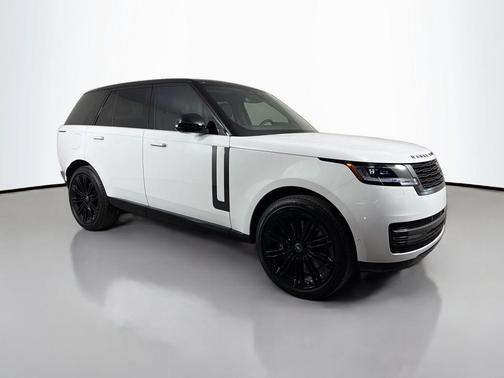 2025 Land Rover Range Rover P530 SE