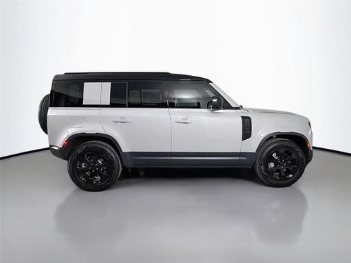 Borasco Grey Metallic 2026 Land Rover Defender P300 S