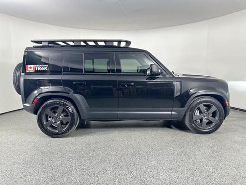 2025 Land Rover Defender 110 P300