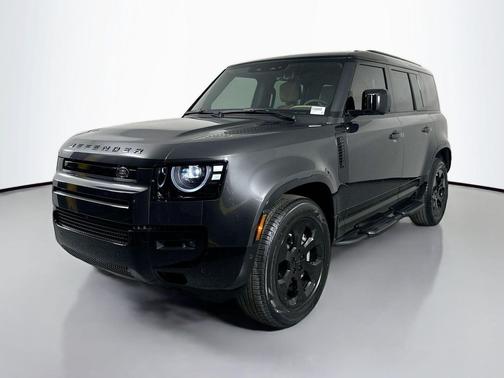 Carpathian Grey Prem Met 2026 Land Rover Defender P400 X-Dynamic SE