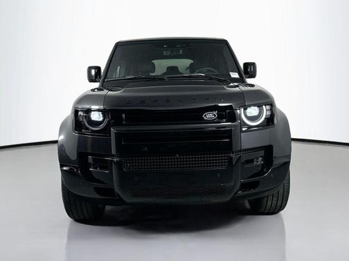 2026 Land Rover Defender P400 X