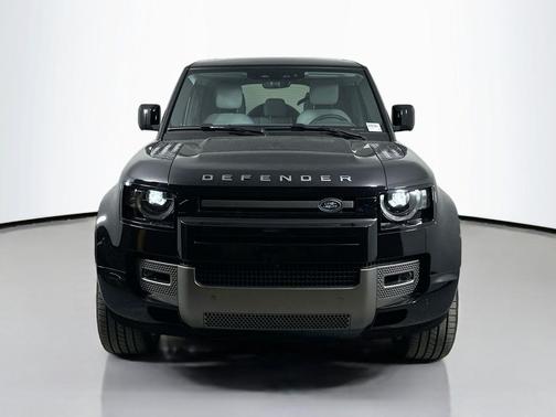 2025 Land Rover Defender 110 P500 X-Dynamic SE