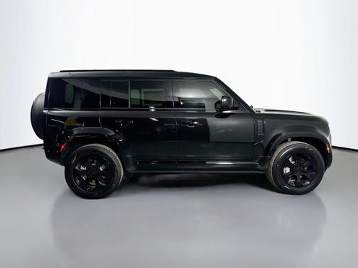 2026 Land Rover Defender P400 X-Dynamic SE