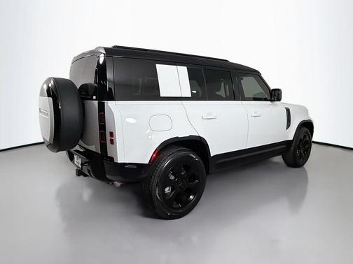 2026 Land Rover Defender P400 X-Dynamic SE