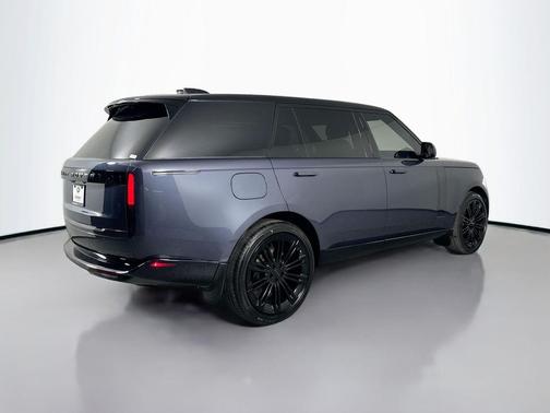 2026 Land Rover Range Rover P400 SE 7 Seat