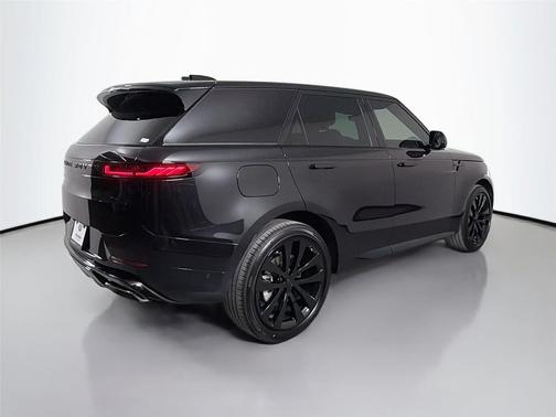 Santorini Black 2026 Land Rover Range Rover Sport SE