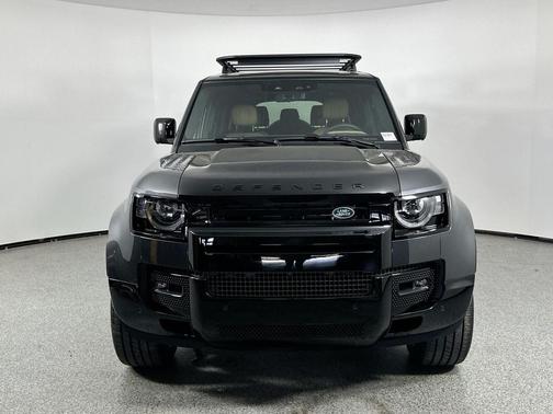 2025 Land Rover Defender 130 P400 X