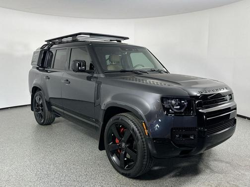 2025 Land Rover Defender 130 P400 X