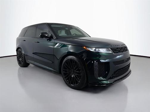 British Racing Green in Gloss 2026 Land Rover Range Rover Sport P635 SV