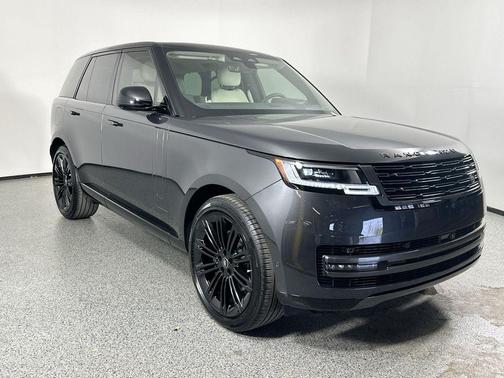 2025 Land Rover Range Rover P400 SE