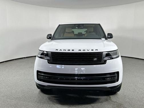 2025 Land Rover Range Rover P550e SE