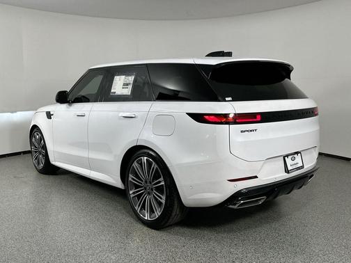 2025 Land Rover Range Rover Sport SE