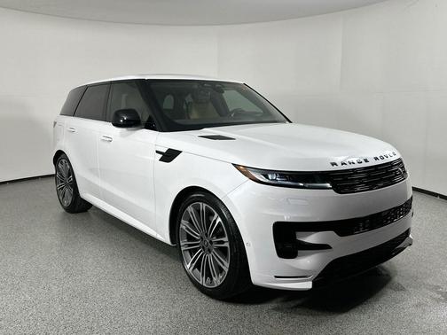 2025 Land Rover Range Rover Sport SE