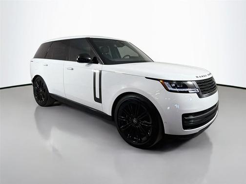 Fuji White 2025 Land Rover Range Rover P530 SE