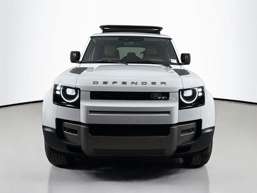 Fuji White 2026 Land Rover Defender P300 S