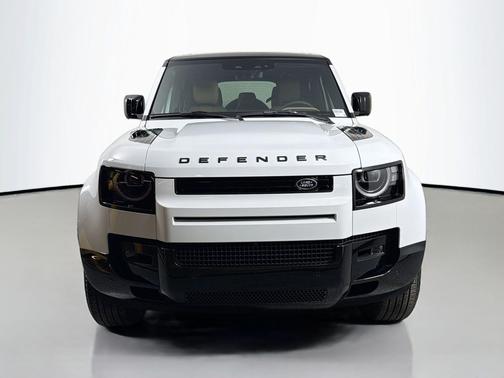2026 Land Rover Defender P400 X-Dynamic SE