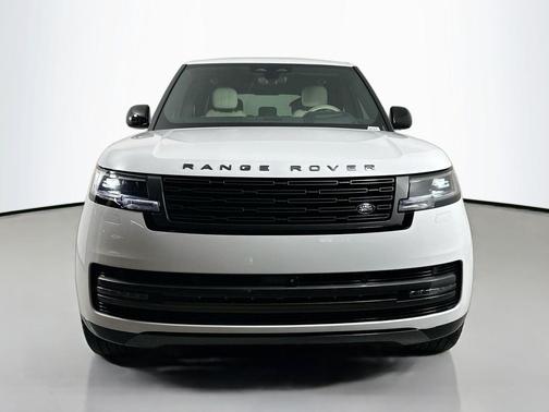 2026 Land Rover Range Rover P400 SE 7 Seat