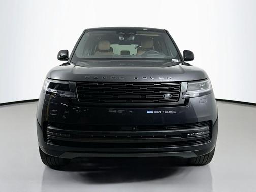 2026 Land Rover Range Rover P400 SE 7 Seat