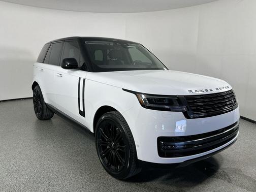2025 Land Rover Range Rover P400 SE