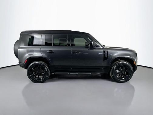 2026 Land Rover Defender P400 X-Dynamic SE