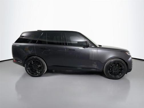 Eiger Grey Metallic 2026 Land Rover Range Rover P530 SE
