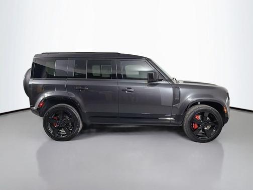 Carpathian Grey Prem Met 2026 Land Rover Defender P400 X
