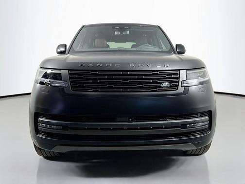2026 Land Rover Range Rover P530 SE