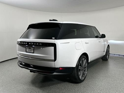 2025 Land Rover Range Rover P530 Autobiography