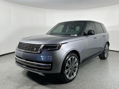 2025 Land Rover Range Rover P530 SE