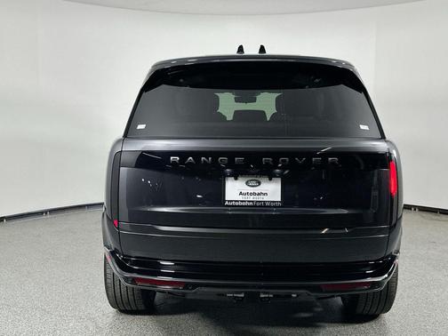 2025 Land Rover Range Rover P530 Autobiography