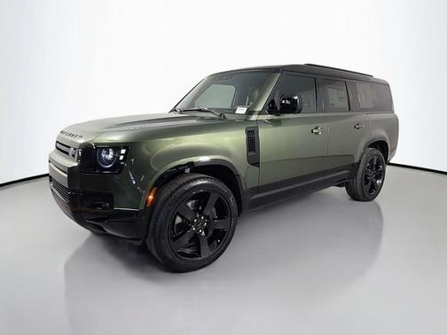 Woolstone Green Metallic 2026 Land Rover Defender P400 X-Dynamic SE