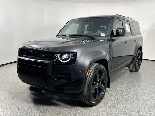 2025 Land Rover Defender V8