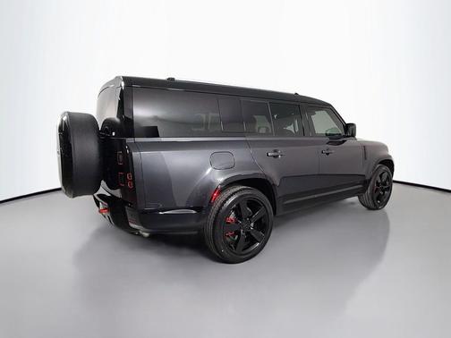 2026 Land Rover Defender P400 X