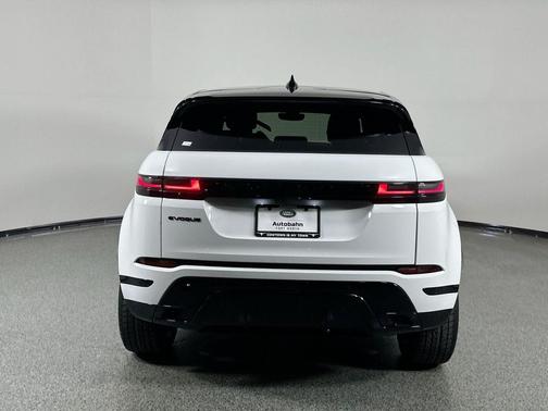 2026 Land Rover Range Rover Evoque Dynamic SE