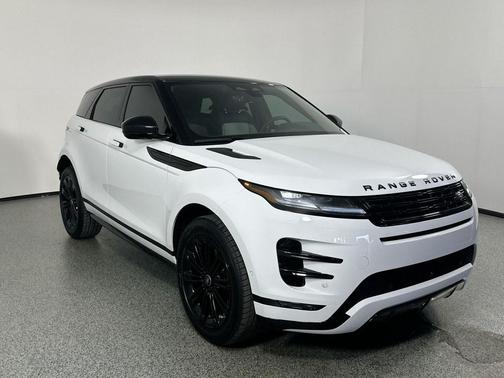 2026 Land Rover Range Rover Evoque Dynamic SE