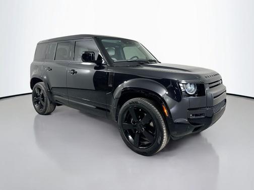 2026 Land Rover Defender 110 V8