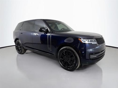 Constellation Blue in Gloss Fi 2026 Land Rover Range Rover P400 SE 7 Seat