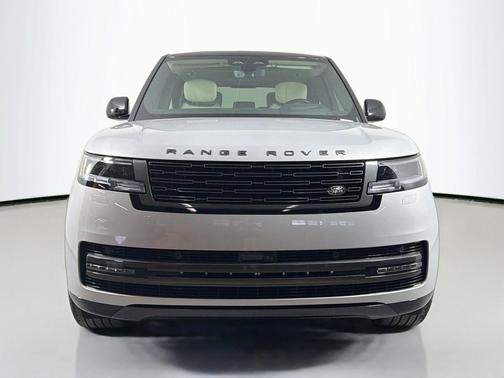 Ethereal Frost Silver SV Bespoke Ultra Met Gloss 2026 Land Rover Range Rover P530 Autobiography