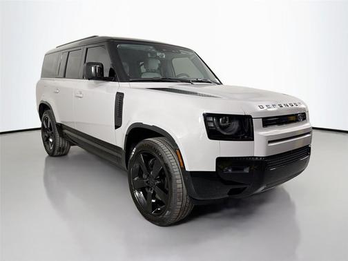 Borasco Grey Metallic 2026 Land Rover Defender P400 X-Dynamic SE